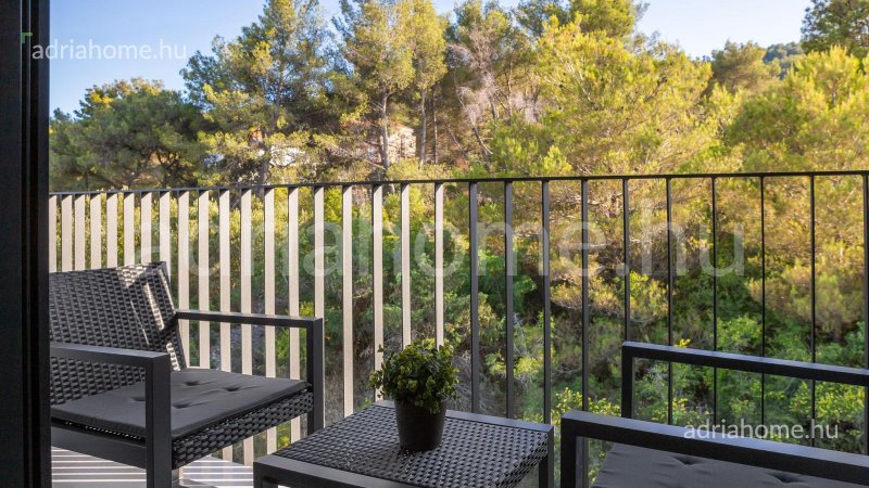 Čiovo - New penthouse with great view 100m from the sea