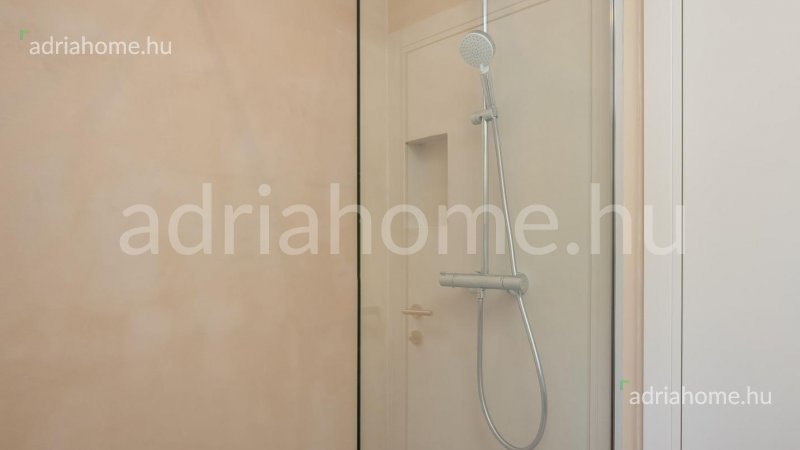 Čiovo - New penthouse with great view 100m from the sea