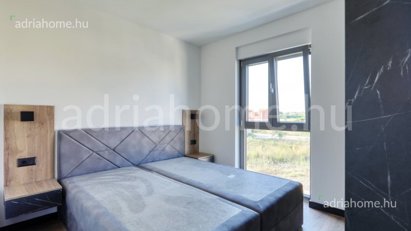Zadar, Privlaka - Új, kétszintes lakások a tenger közelében