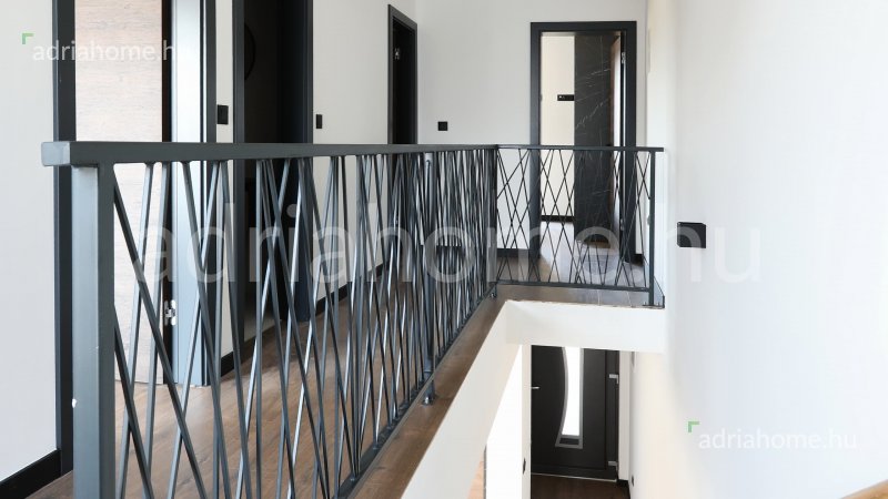 Zadar, Privlaka - Új, kétszintes lakások a tenger közelében