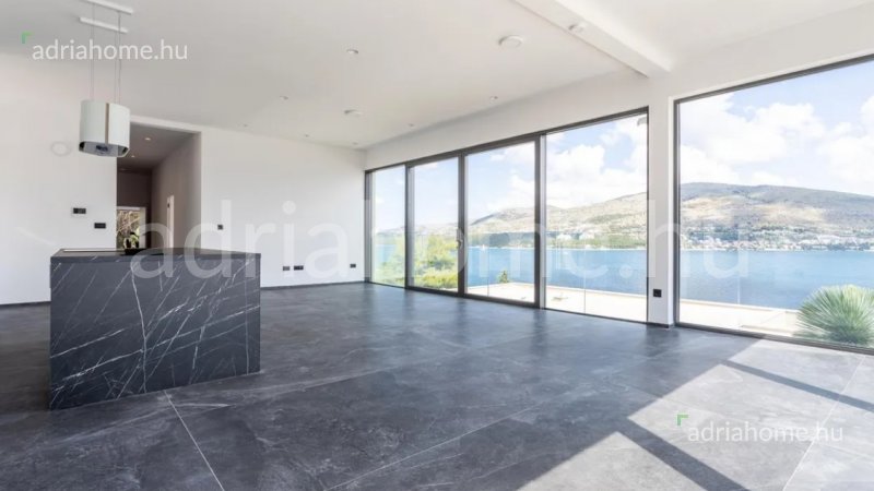 Čiovo - Új luxusvilla 100 méterre a tengertől