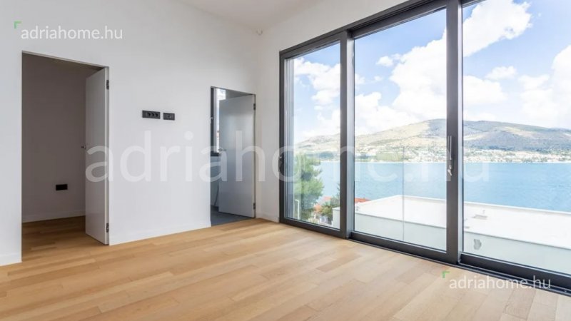 Čiovo - Új luxusvilla 100 méterre a tengertől