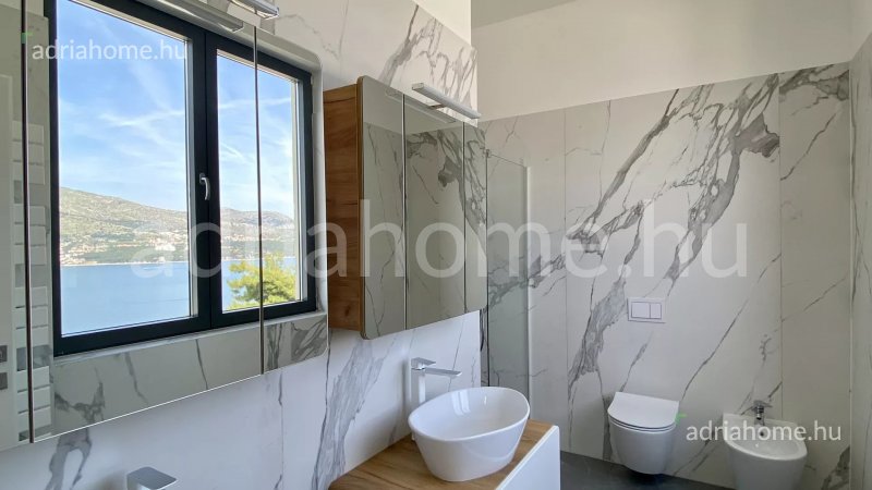 Čiovo - Új luxusvilla 100 méterre a tengertől
