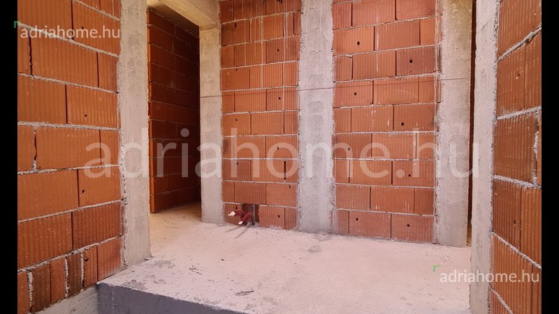 Rogoznica - Új építésű apartmanok 2. sorban a tengertől
