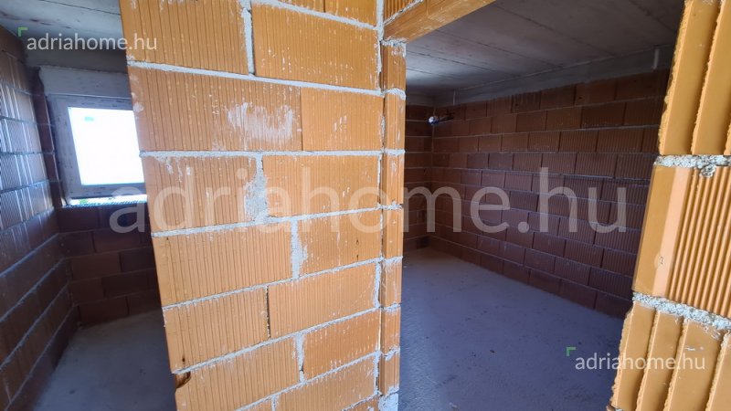 Rogoznica - Új építésű apartmanok 2. sorban a tengertől