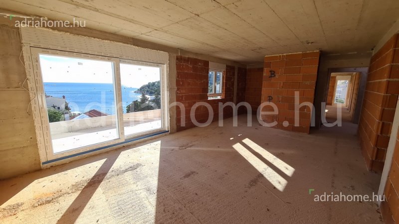 Rogoznica - Új építésű apartmanok 2. sorban a tengertől