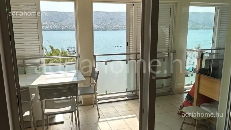 Ekskluzivni apartman u 1. redu do mora – Otok Pag 