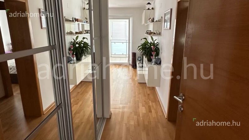 Ekskluzivni apartman u 1. redu do mora – Otok Pag 