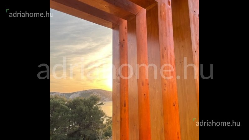 Stara Novalja - Villa 280 m2, medencével, kilátással a tengerre